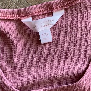 LC Lauren Conrad Tops - LC Lauren Conrad Cold Shoulder Tee Size XXL - EUC LC Lauren Conrad Tops - LC Lauren Conrad Cold Shoulder Tee Size XXL - EUC